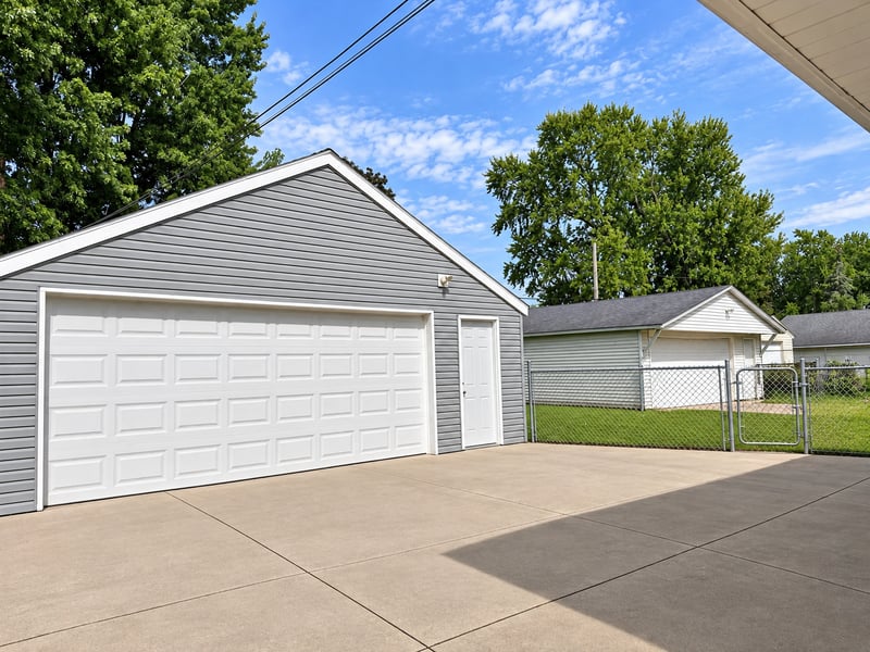 1707 4th Ave SE, Austin, MN 55912