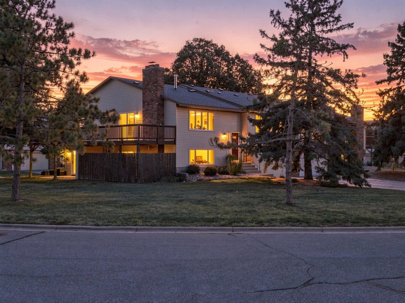 13642 Knox Dr, Burnsville, MN 55337