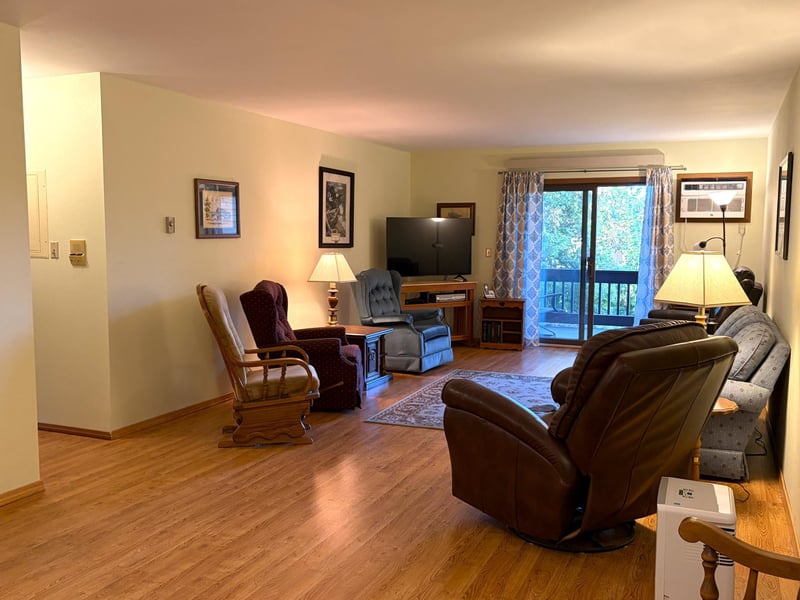 1825 Perlich Ave #101, Red Wing, MN 55066