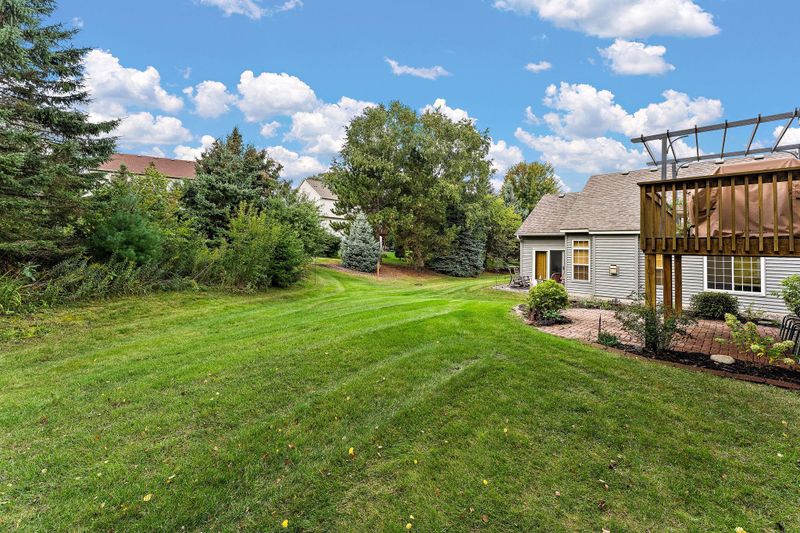 2643 Oak Ridge Trl, Woodbury, MN 55125
