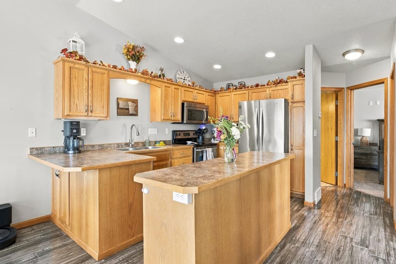 3600 11th St S, Moorhead, MN 56560