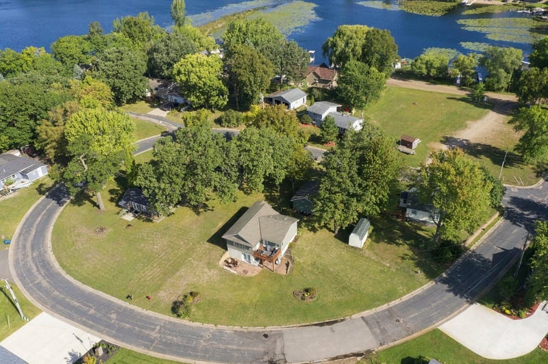 1712 Kestrel Cir, Buffalo, MN 55313