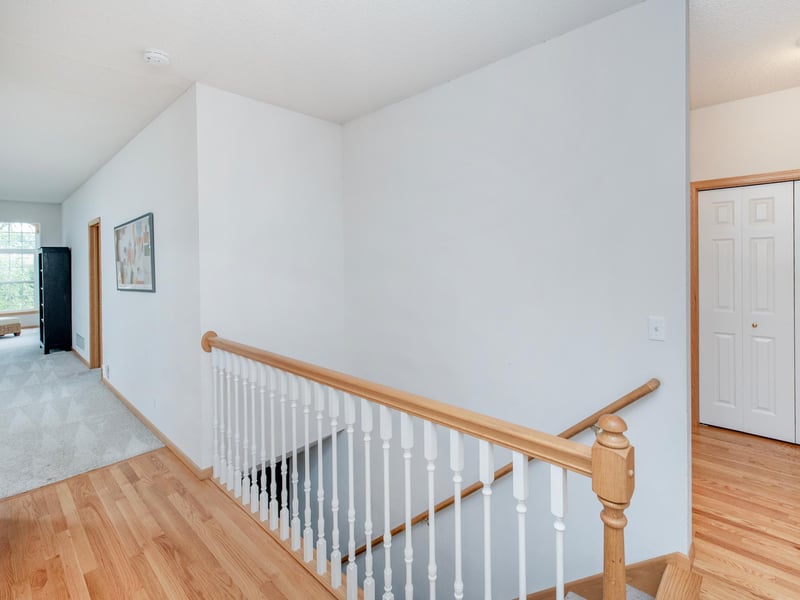 7323 Brittany Ln, Inver Grove Heights, MN 55076