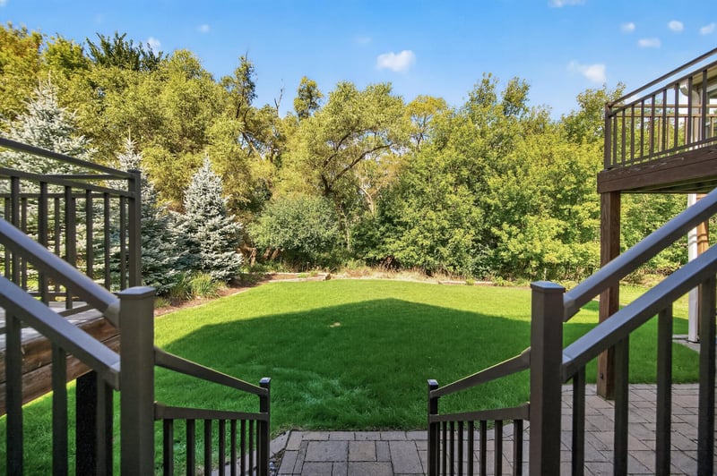 16959 Hubbard Trl, Lakeville, MN 55044