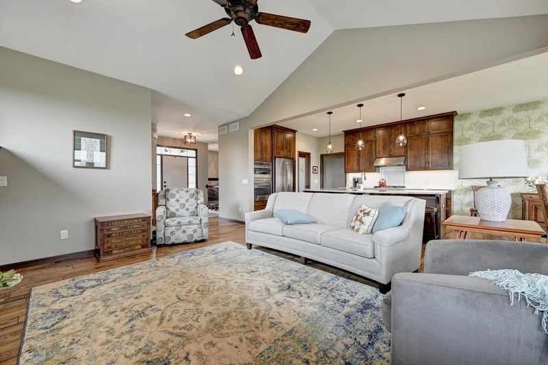 3514 Cove Point Cir NW, Prior Lake, MN 55372