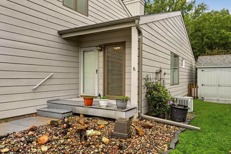 754 Neville Ct SE, Rochester, MN 55904
