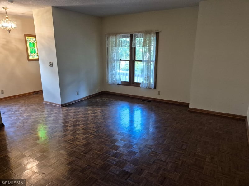 2112 Milwaukee Ave, Minneapolis, MN 55404