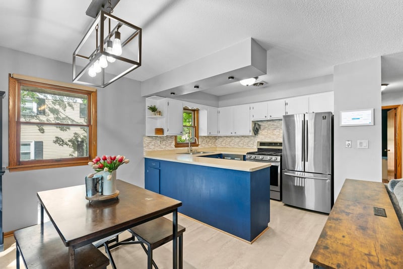 11535 9th Ave NW, Coon Rapids, MN 55433