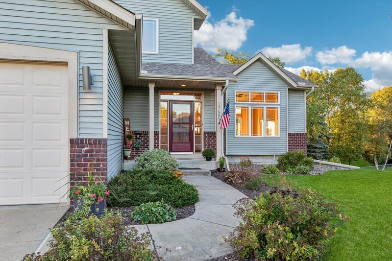 17689 Fair Isle Pa, Lakeville, MN 55024