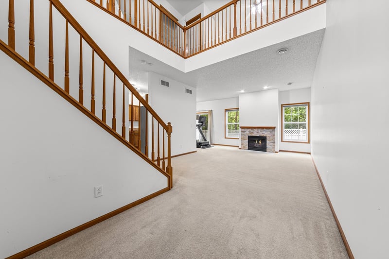 7623 Elm Grove Ave, New Hope, MN 55428