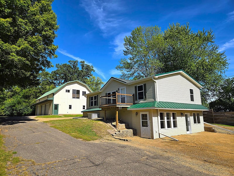 131 2nd Ave, Clear Lake, WI 54005