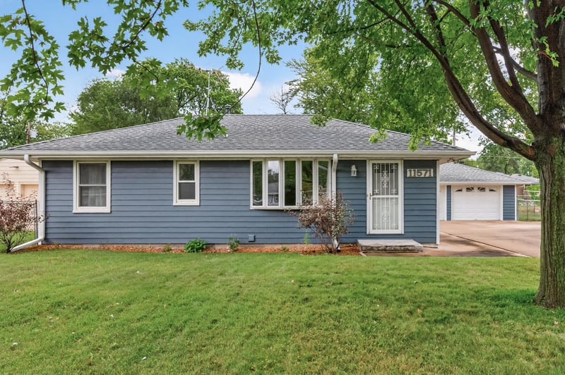 11571 Kumquat St NW, Coon Rapids, MN 55448