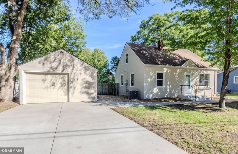 6823 E River Rd NE, Fridley, MN 55432