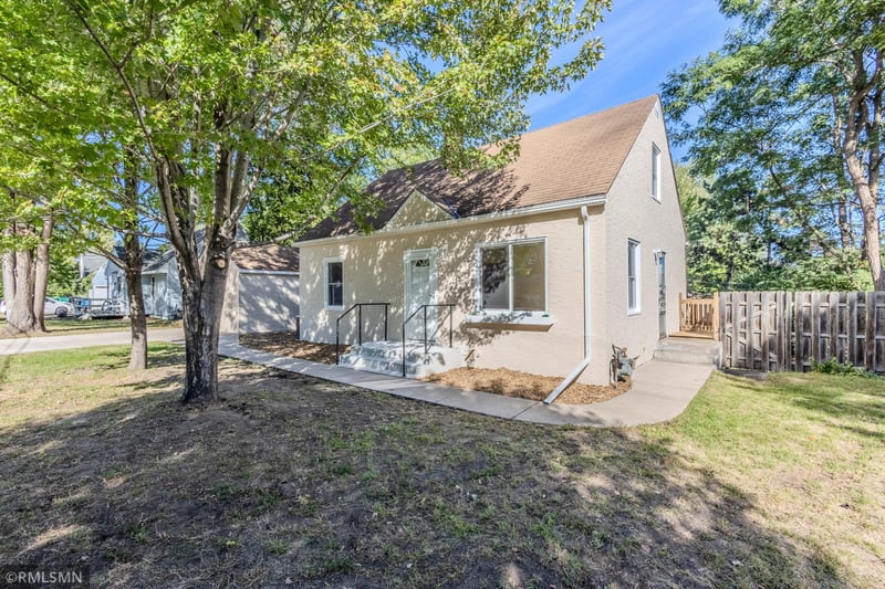 6823 E River Rd NE, Fridley, MN 55432