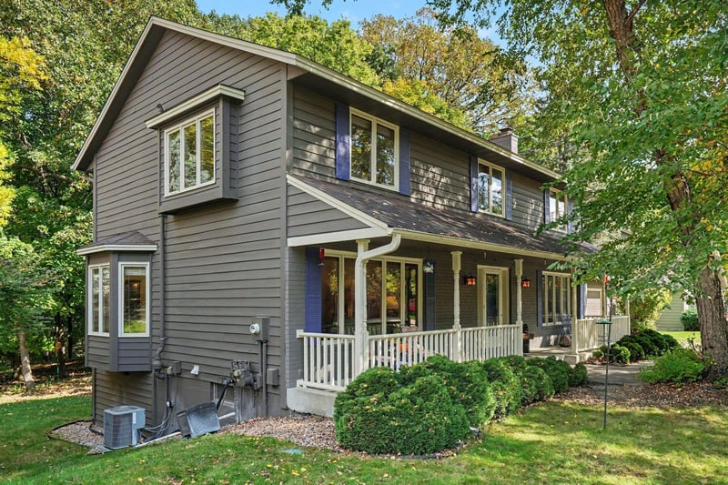 18604 Kristie Ln, Eden Prairie, MN 55346