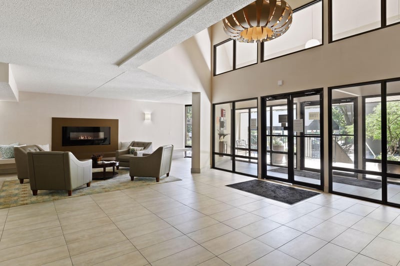 7200 York Ave S #103, Edina, MN 55435