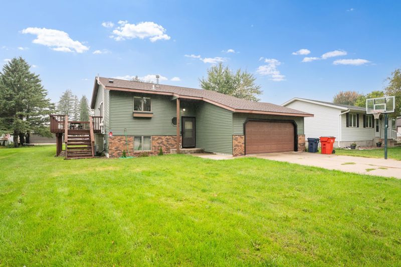145 4th Ave NW, Elgin, MN 55932