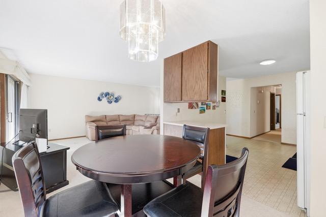 1325 4th St W, Hastings, MN 55033