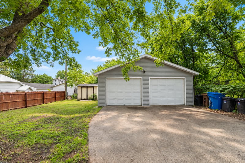 114 E Juniper Ave, Frazee, MN 56544