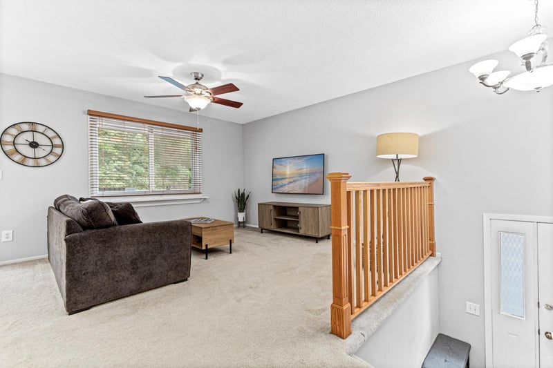 11123 Xavier Cir, Bloomington, MN 55437