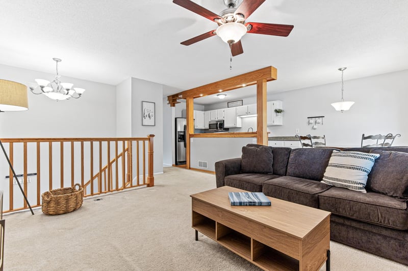 11123 Xavier Cir, Bloomington, MN 55437
