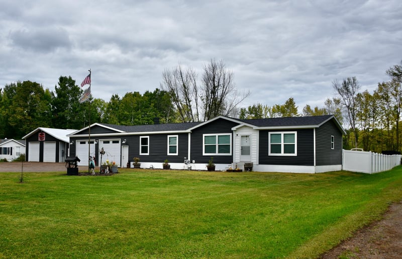 503 E Rutherford St, Ogilvie, MN 56358