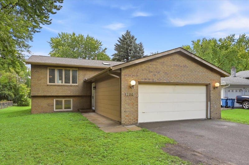 750 Hiawatha Ave, Vadnais Heights, MN 55127