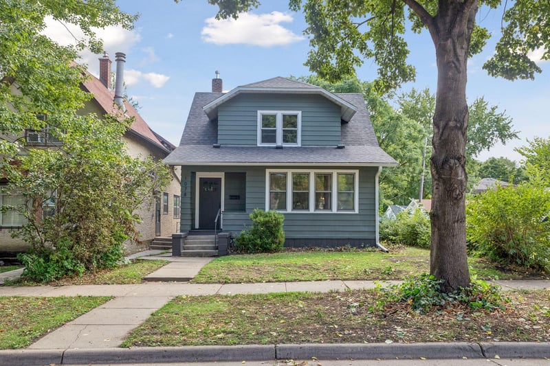 1078 Edmund Ave, Saint Paul, MN 55104