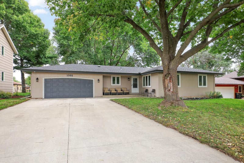 1065 Minnesota St S, Shakopee, MN 55379