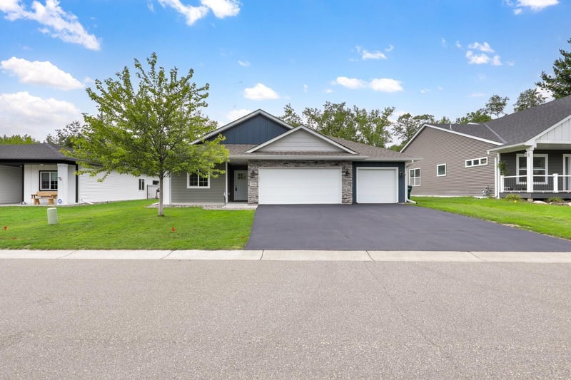 11080 Ulysses St NE, Blaine, MN 55434