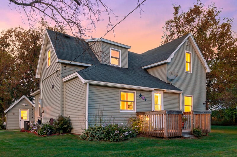400 South Rd, Centuria, WI 54824