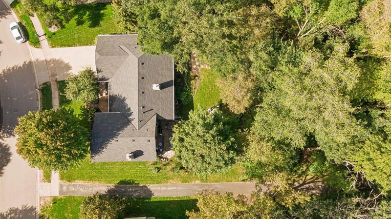 7646 Carnelian Ln, Eden Prairie, MN 55346