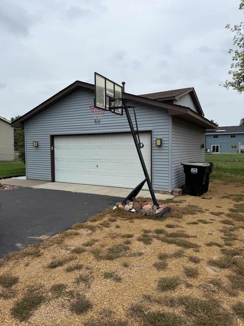 26007 10th St W, Zimmerman, MN 55398