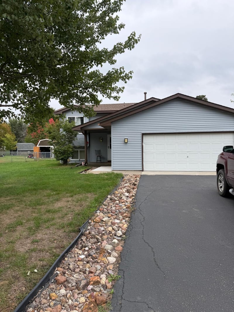 26007 10th St W, Zimmerman, MN 55398