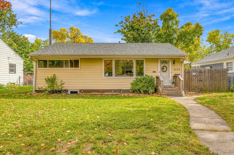 936 26th Ave N, Saint Cloud, MN 56303