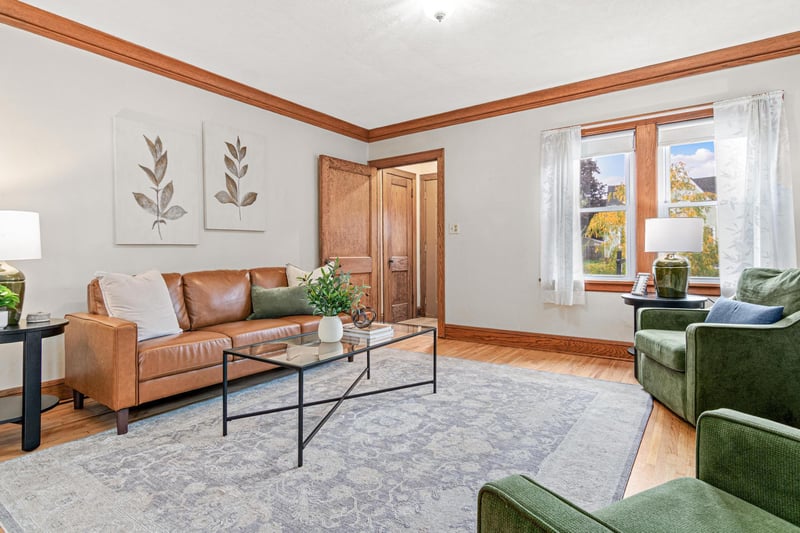 1186 Englewood Ave, Saint Paul, MN 55104