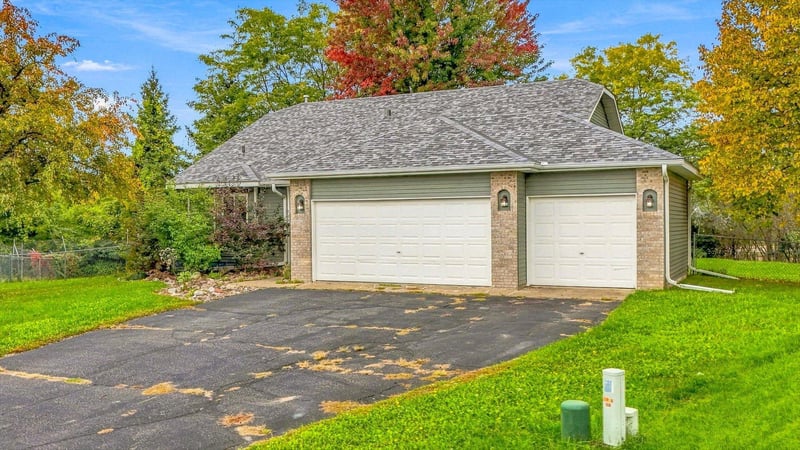 704 Watab Ct, Sartell, MN 56377