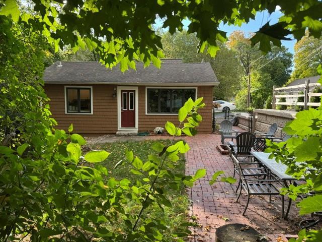 5129 Waterbury Rd, Mound, MN 55364