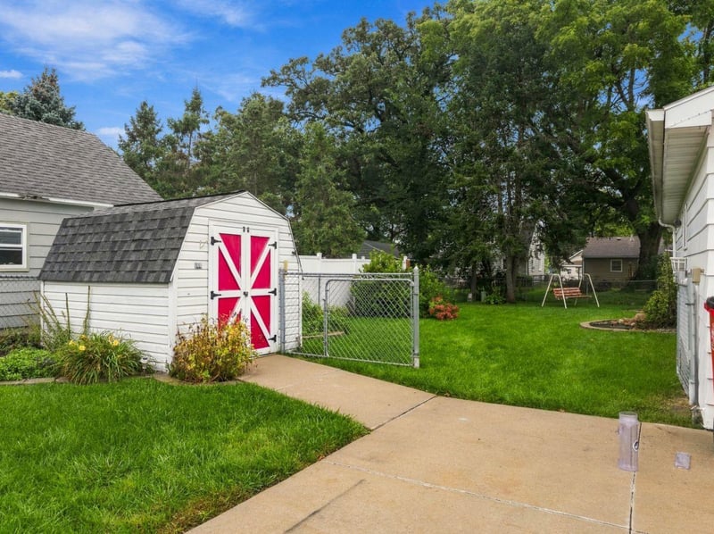 1609 1st Ave SE, Austin, MN 55912