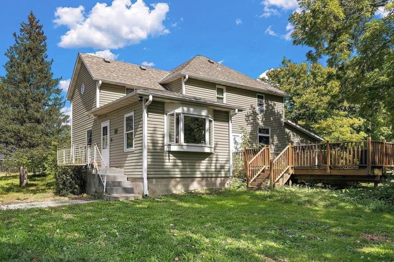 404 W Main St, Morristown, MN 55052
