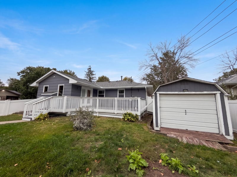 6280 6th St NE, Fridley, MN 55432