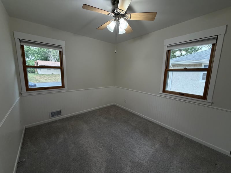 6280 6th St NE, Fridley, MN 55432