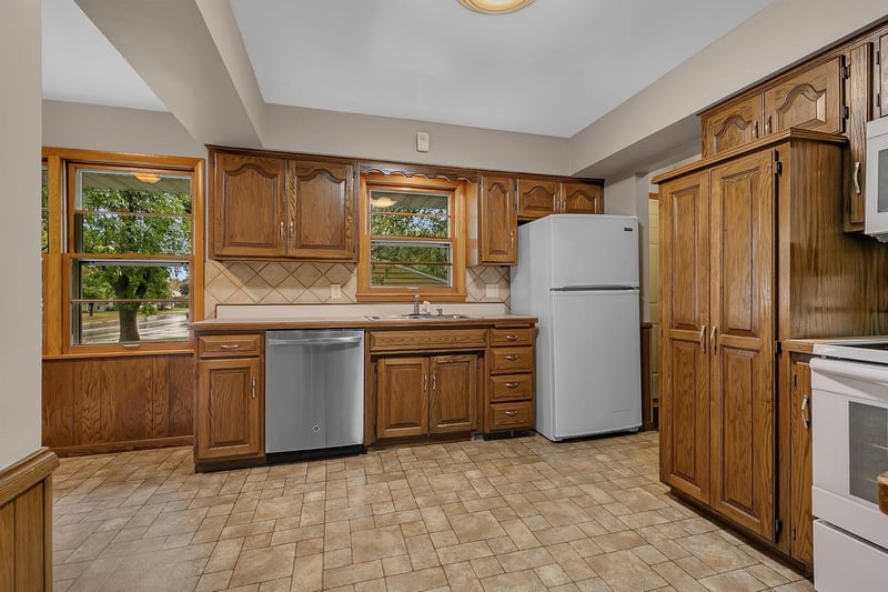 344 25th Ave N, Saint Cloud, MN 56303