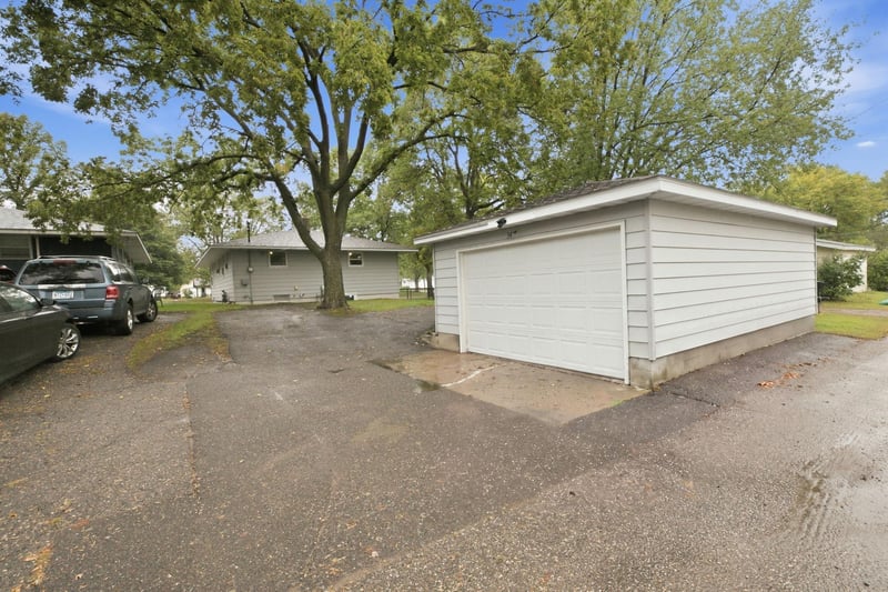 344 25th Ave N, Saint Cloud, MN 56303