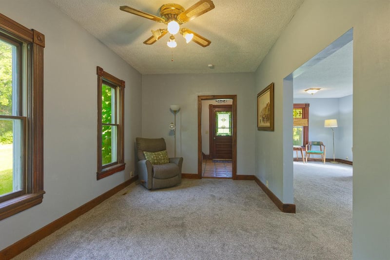 440 3rd St SW, Cokato, MN 55321