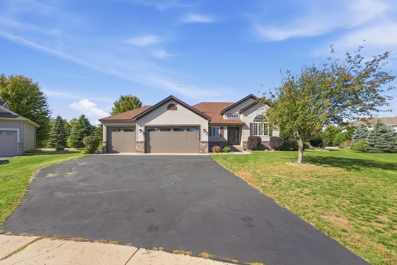 200 Victory Ave, Sartell, MN 56377
