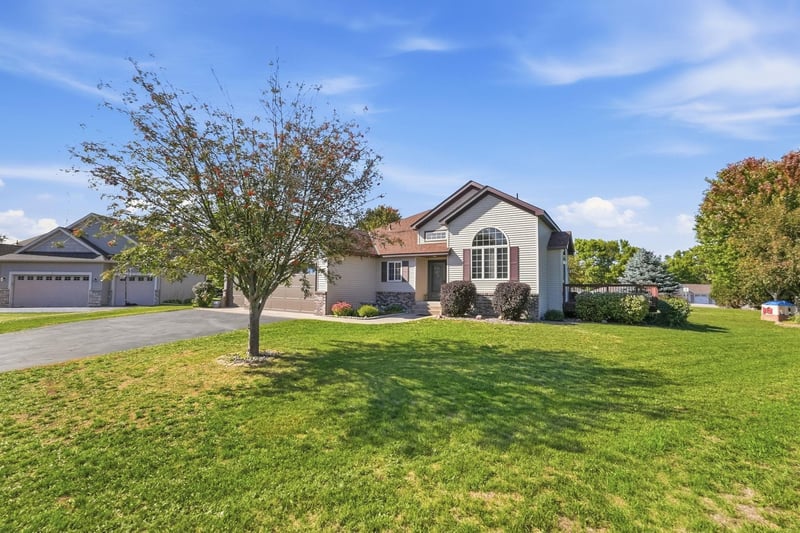 200 Victory Ave, Sartell, MN 56377