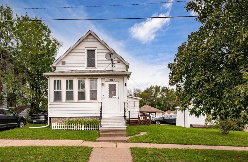 6015 Greene St, Duluth, MN 55807