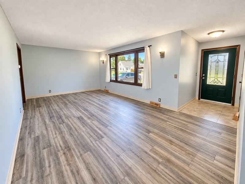 520 Smith St, Le Sueur, MN 56058