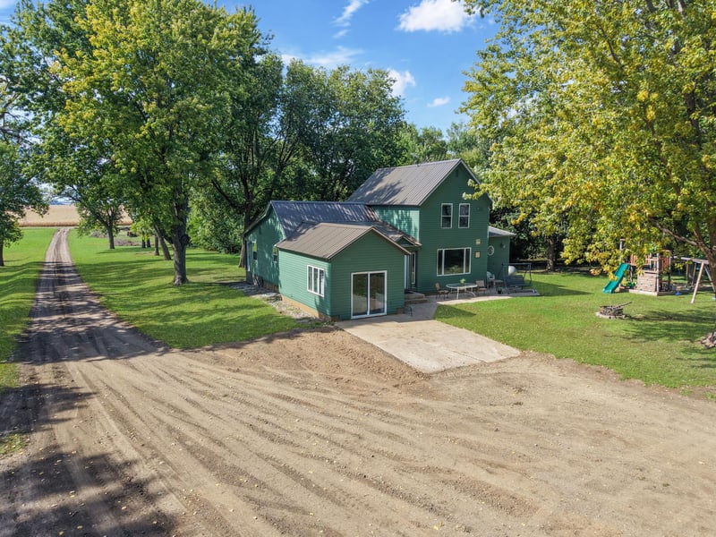1942 520th St, Hanley Falls, MN 56245